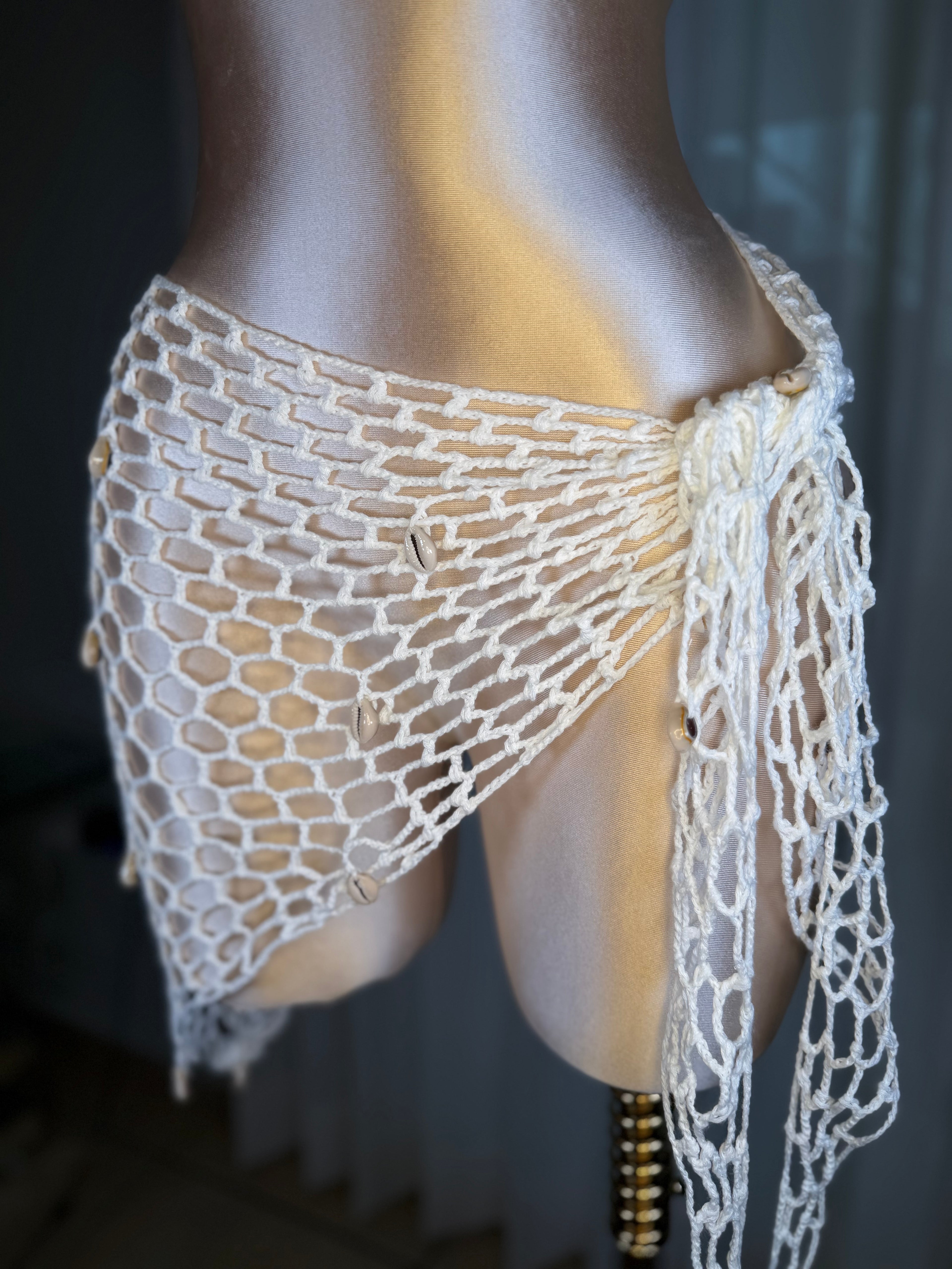 LATINA SHELL CROCHET